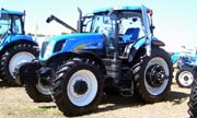 New Holland T7070